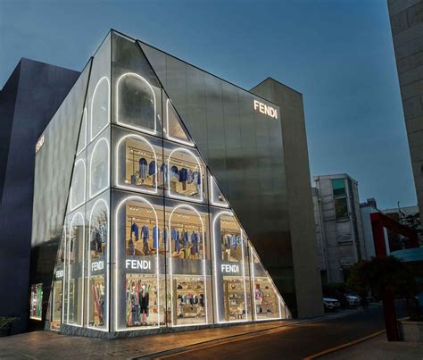 fendi flagship store seoul|fendi kr.